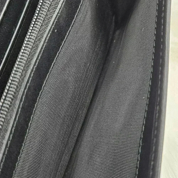 Belle de Jour patent leather wallet - Picture 11 of 16